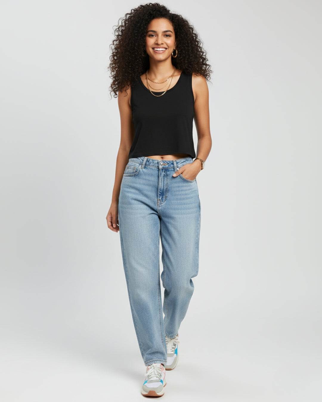 BLACK CROP TANK TOP – STREET-FRESH, ULTRA-SOFT, MADE TO MOVE