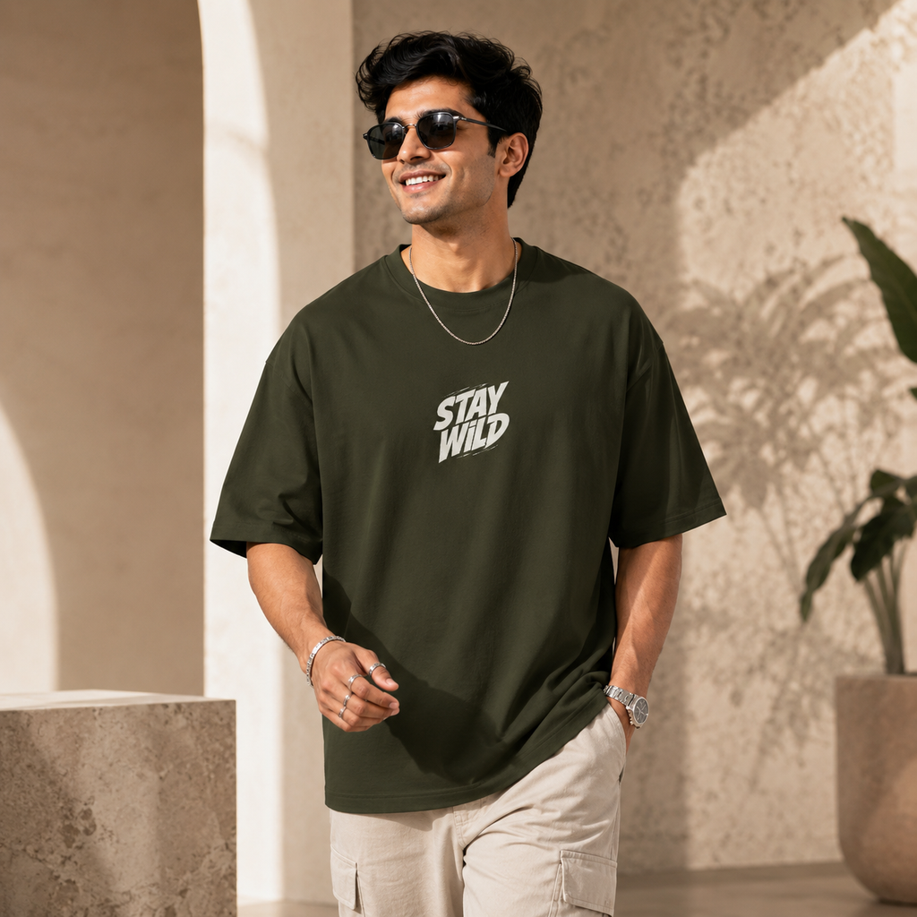 Artwear Stay Wild Wolf Graphic Oversized T-Shirt
